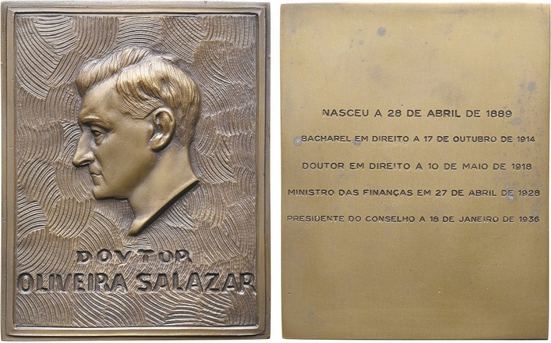 Doutor Oliveira Salazar

Bronze ND Nasceu a 28 de Abril 1889 . Presidende do C...