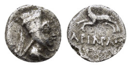 KINGS of CAPPADOCIA. Ariarathes VI Epiphanes Philopator.(130-116 BC).Eusebeia Mazaka.Obol.

Obv : Head right, wearing tiara.

Rev : APIAPAΘ.
Hors...