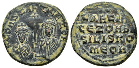CONSTANTINE VII PORPHYROGENITUS and ZOE.(913-959).Constantinople.Follis.

Obv : COnStAnt' CE ZOH b.
Crowned busts of Constantine, wearing loros, an...