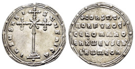 CONSTANTINE VII PORPHYROGENITUS with ROMANUS I.(913-959).Constantinople.Miliaresion.

Obv : IҺSЧS XRISTЧS ҺICA.
Cross crosslet set upon three steps...