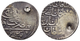 OTTOMAN EMPIRE. Ahmed III (1703-1730).Tabriz. Dated AH 1115 AH.Onluk.

Obv : ضرب في / تبريز / سنة ١١١٥ (Minted in / Tabriz / in the year 1115).
Tug...