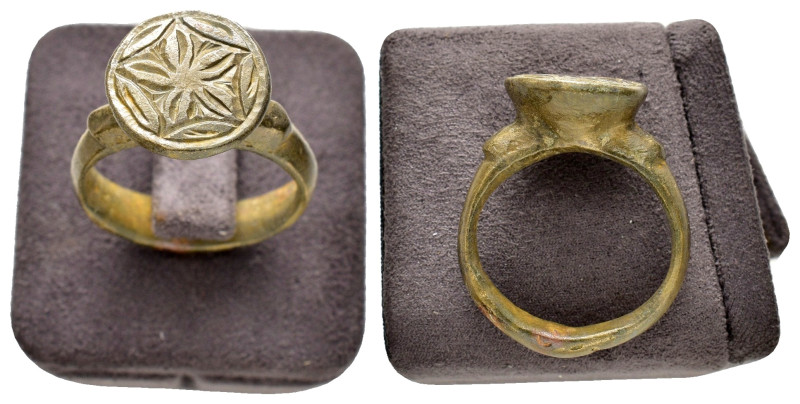 ANCIENT BYZANTINE BRONZE RING.(10th-11th century).Ae.

Condition : Good very f...