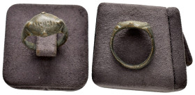 ANCIENT BYZANTINE BRONZE RING.(10th-11th century).Ae.

Condition : Good very fine

Material : Bronze.

Weight : 4.54 gr
Diameter : 19 mm