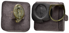 ANCIENT ROMAN BRONZE RING.(3rd–4th Centuries).Ae.

Condition : Good very fine

Material : Bronze.

Weight : 4.43 gr
Diameter : 21 mm