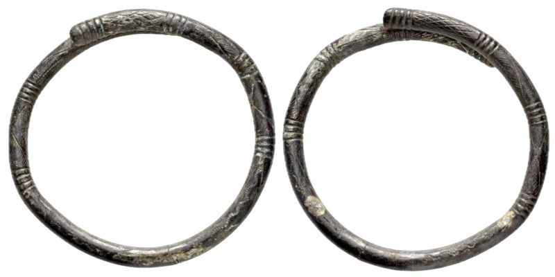 ANCIENT ROMAN BRONZE BRACELET.(1st-2nd century).Ae.

Condition : Good very fin...