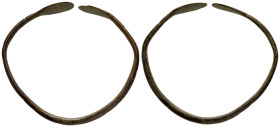 ANCIENT ROMAN BRONZE BRACELET.(1st-2nd century).Ae.

Condition : Good very fine

Material : Bronze.

Weight : 10.35 gr
Diameter : 57 mm