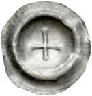 Zakon Krzyżacki, Brakteat guziczkowy, Av.: Krzyż grecki.