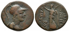 APAMEIA. Ae20. Siglo I a.C. A/ Busto de Athena a derecha con casco corintio. R/ Nike avanzando a izquierda sosteniendo corona y palma. RPC 4337; HGC 9...