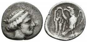 ELIS. Olympia. Hemidracma. 336-324 a.C. Hera. A/ Cabeza de Hera a derecha con Stephanos. R/ Aguila con alas extendidas a derecha con cabeza vuelta. Se...