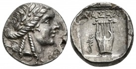 PHASELIS. LYCIA. Dracma. 167-100 a.C. A/ Busto laureado de Apolo a derecha, sobre el hombro arco y carcaj. R/ Kithara con palma a la izquierda dentro ...