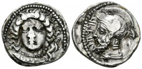 TARSOS. Pharnabazos. 380-373 a.C. A/ Cabeza de Arethusa ligeramente a izquierda con cabello ornamentado con ampyx, aretes y un sólo collar. R/ Cabeza ...