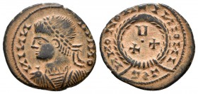 CONSTANTINO I. Imitación bárbara de buen arte. 306-337 d.C. Thessalonica. Ae. 2,20g. MBC+.