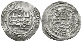 CALIFATO DE CORDOBA. Hisham II. Dirham. 379H. Al-Andalus. Citando a `Amir en la IIA. V-510. Ar. 2,68g. MBC.