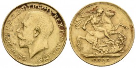 SUDAFRICA. 1 Sovereign. 1925. Km#21. Au. 7,89g. Pátina en anverso y marquitas. MBC+.