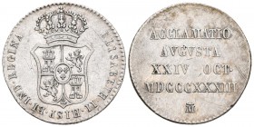 ISABEL II. Medalla de proclamación. 1833. Madrid. ACCLAMATIO AVGVSTA XXIV · OCT· MDCCCXXXIII. Ar. 5,93g. 25mm (Módulo de 2 Reales). Suave pátina y ray...