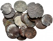 MONARQUIA ESPAÑOLA. Lote compuesto por 20 monedas de cobre de la ceca de Ibiza, comprendiendo desde Felipe II a Carlos II. BC-/MBC-. A EXAMINAR.