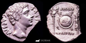 Augustus Silver Denarius 2,70 g. 18 mm. Colonia Patricia 19 A.D. (Extremely fine)