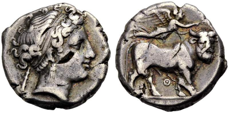 KAMPANIEN. NEAPOLIS. 
Didrachmon, ca. 325-241 v. Chr. Nymphenkopf mit Ohrring u...
