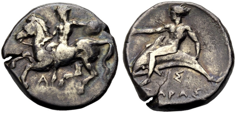 KALABRIEN. TARENT. 
Nomos, ca. 380-345 v. Chr. Nackter, jugendlicher Reiter n.l...