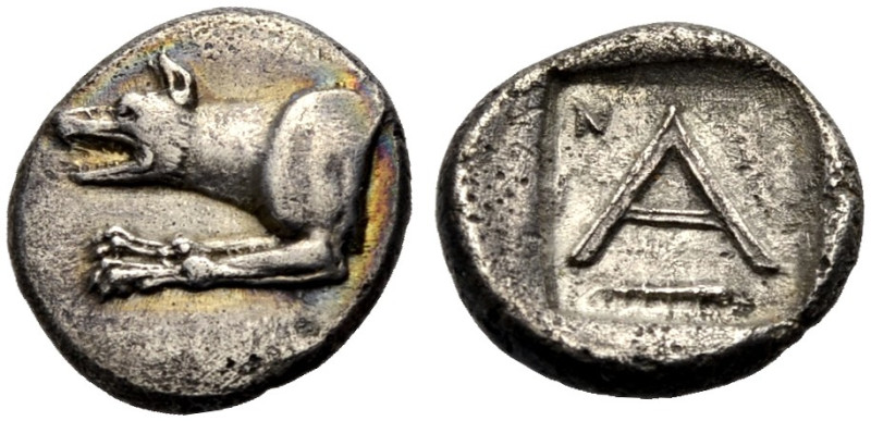 ARGOLIS. ARGOS. 
Triobol, 320-270 v. Chr. Wolfsprotome n.l. Rv. Großes A, l. un...