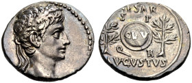 KAISERZEIT. Augustus, 27 v. Chr. -14 n. Chr. 
Denar, 19-18 v. Chr. Münzstätte in Spanien. Büste mit L. n. r. Ohne Legende. Rv. CAESAR - AVGVSTVS Zwei...