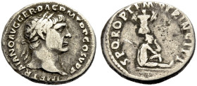 KAISERZEIT. Trajanus, 98-117. 
Denar, 103-107 Büste mit L. n. r. Rv. SPQR OPTIMO PRINCIPI Daker sitzt n. r. unter Tropaeum. 3,36 g. 18 mm. RIC II,259...