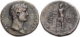 KAISERZEIT. Hadrianus, 117-138.
Sesterz, 124-127 Büste n. r. mit L. und Schulterdrapierung. Rv. COS III/ S-C Virtus n.l. stehend, Parazonium und Lanz...