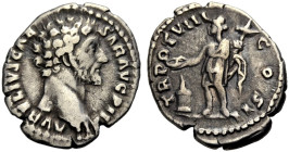KAISERZEIT. Marcus Aurelius Caesar, 138-161. 
Denar, 153-154 Als Caesar unter A. Pius. Barhäuptige Büste n. r. AVRELIVS CAE-SAR AVG PII. Rv. TR POT V...