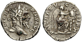 KAISERZEIT. Septimius Severus, 193-211. 
Denar, 207. SEVERVS PIVS AVG Büste mit L. n. r. Rv. P M T R P XV COS III PP Victoria n. r., Fuß auf Globus, ...