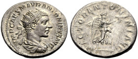 KAISERZEIT. Elagabalus, 218-222. 
Antoninian, 218-219. Drap., gep. Büste mit Strkr. n.r., vom Rücken gesehen. Rv. VICTOR ANTONINI AVG Victoria n.r. e...