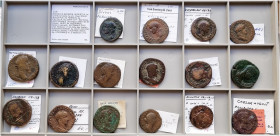 LOTS. 
RÖMISCHE BRONZEN. AUGUSTUS, As und Münzmeister As (Cn. Piso); DIVUS AUGUSTUS, As; TIBERIUS, As; CALIGULA, As, (Zettel von F. Sternberg); VESPA...