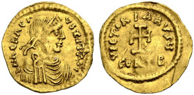 Heraclius, 610-641. 
AV Tremissis, 610-613 Konstantinopel. Drap. Büste n. r. mit Diadem. DN HERACLIUS PP AVG. Rv. VICTORIA AVGY Krückenkreuz, darunte...