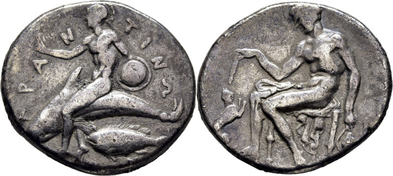 CALABRA-TARENTO. Didracma. 460-420 a.C. Taras yendo hacia la izquierda sobre un ...