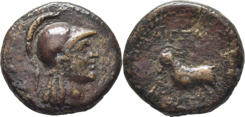 AIGEAOON. AE 17. S. II-I a.C. Palas Atenea galeada. Cérvido hacia la izquierda. ...