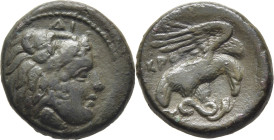 BRUTTIUM-KROTON. AE 17. Óbolo. 333-331 a.C. Pátina marrón. Pedigría 1980