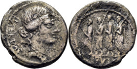 ROMA REPÚBLICA. Junia. Denario. 54 a.C.