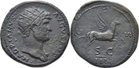 ROMA IMPERIO. Adriano. Dupondio. 125-128. Pátina oscura. Acuñación centrada. Atractiva