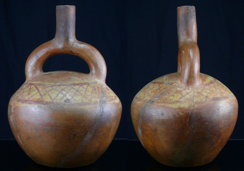 Précolombien - Pérou - Culture Mochica - Vase étrier en terre cuite - 450 / 750 ...