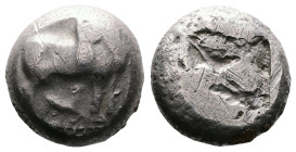 Thraco-Macedonian Region, Ennea Hodoi (?). Circa 500-480 BC. AR Stater (15 mm, 8,43 g.). Cow standing right, head turned back to left; below, calf kne...