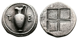 Macedon, Terone. Circa 424-422 BC. AR Tetrobol (15 mm, 1,85 g). T-E Oinochoe to left. Rev. Quadripartite incuse square. HGC 3.1, 696. SNG ANS 751-4. N...