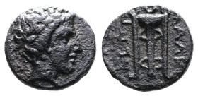 Macedon. Chalkidian League. Olynthos, circa 432-348 BC. AE (12mm, 1,72 g.). Laureate head of Apollo to right. Rev. Tripod; ΧΑΛΚΙ-ΔΕΩΝ around. SNG ANS ...