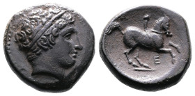 Kings of Macedon. Philip II, 359-336 BC. AE (17,9 mm, 6.9 g.). Uncertain mint in Macedonia. Diademed head of Apollo to right. Rev. ΦΙΛΙΠΠΟΥ Youth on h...