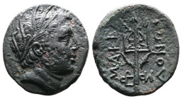 Macedon, temp. Philip V – Perseus. Ca. 196-168 BC. AE (21mm, 7,24 g.). Amphipolis mint. Wreathed head of the river god Strymonas right. Rev. Ornate tr...