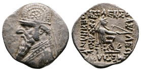 Kingdom of Parthia. Mithradates II 124-91 BC. AR Drachm (19mm, 3,29g.). Ekbatana 96/5-93/2 BC. Diademed and draped bust to left, wearing tiara decorat...