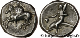 CALABRIA - TARAS
Type : Nomos ou didrachme 
Date : c. 272 AC. 
Mint name / Town : Tarente, Calabre 
Metal : silver 
Diameter : 18  mm
Orientation dies...