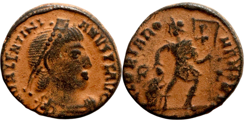 Valentinian I (364-367 AD). Follis. Obv.: D N VALENTINIANVS P F AVG Laureate, dr...