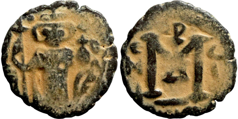 Constans II (641-668) Follis. Obverse: Imperial figure holding cross and globus ...