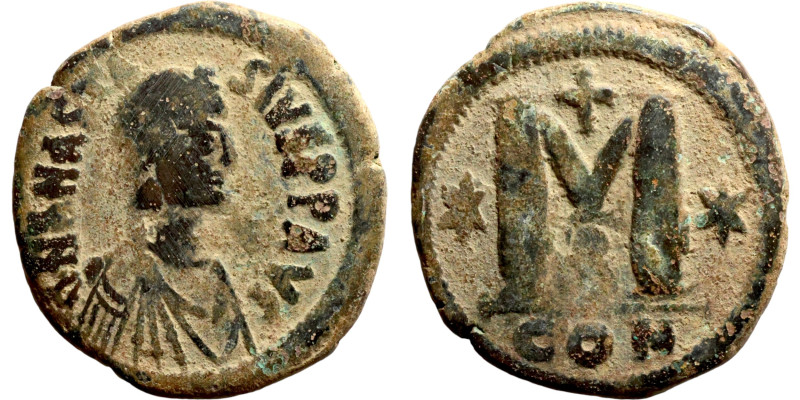 Anastasius I (491-518) Half Follis. Obverse: DN ANASTASVS PP AVG diademed, drape...