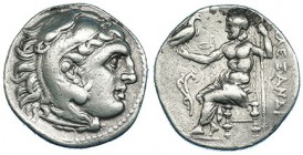 MACEDONIA. Alejandro III. Ceca incierta (325-310 a.C.). Dracma. R/ Aplustre en el campo y monograma bajo el trono. AR 4,27 g. PRC-862. SBG-6730 vte. M...