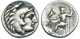 MACEDONIA. Filipo III. Sardes (334-323 a.C.). Dracma. R/ Antorcha en el campo y monograma bajo el trono. AR 4,17 g. PRC-P80. MBC-.